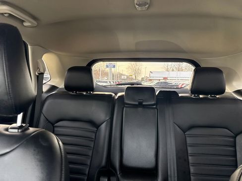 Used 2022 Ford Edge SEL w/ Convenience Package image 40