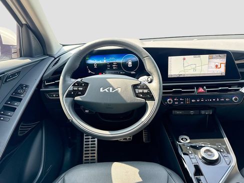 Used 2023 Kia Niro Wave FWD image 28
