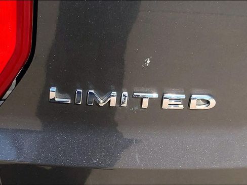 Used 2018 Ford Explorer Limited FWD image 25