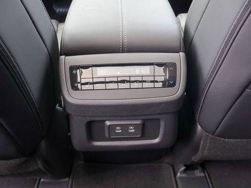 New 2026 Nissan Pathfinder SL FWD image 18