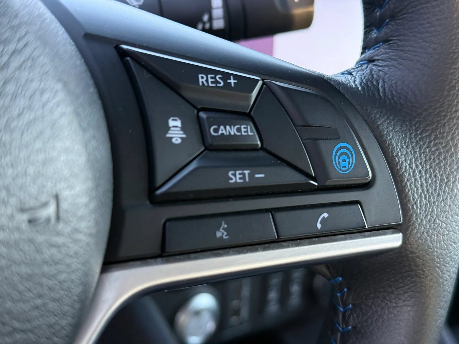 Used 2024 Nissan Leaf SV Plus FWD image 17