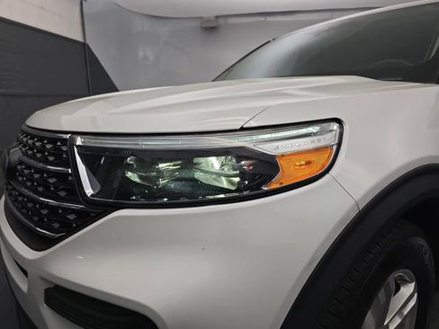 Used 2021 Ford Explorer XLT RWD image 15