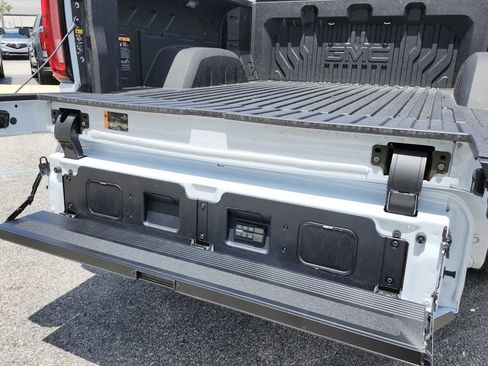 New 2026 GMC Sierra 1500 Denali Ultimate AWD/4WD image 11