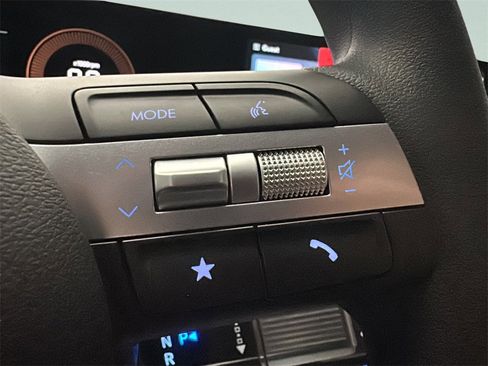 New 2026 Hyundai Tucson Blue SE w/ Tow & Go Package image 17