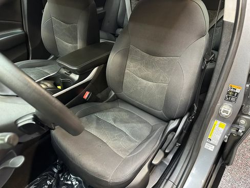 Used 2018 Chevrolet Volt LT FWD image 18