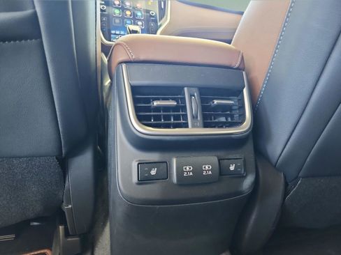 Used 2021 Subaru Outback Touring XT image 26