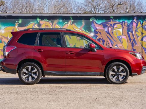 Used 2017 Subaru Forester 2.5i Premium w/ Popular Package #2A image 7