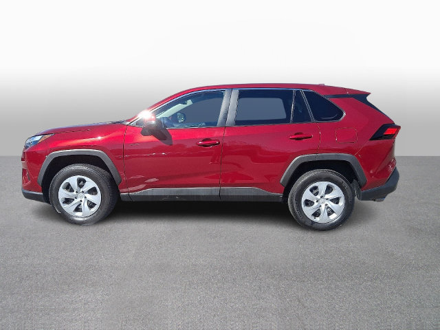 Used 2025 Toyota RAV4 LE AWD/4WD image 7