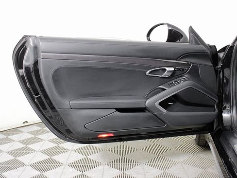 Used 2016 Porsche 911 Turbo image 16