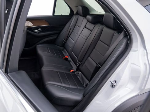 Certified 2024 Mercedes-Benz GLE 350 GLE 350 w/ Driver Assistance Package image 19