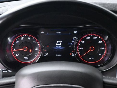 Used 2022 Dodge Charger SXT w/ Blacktop Package AWD/4WD image 28