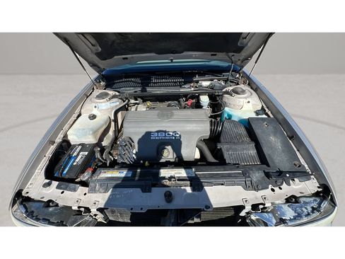 Used 1997 Buick Le Sabre Custom w/ Headliner Lighting Pkg FWD image 31