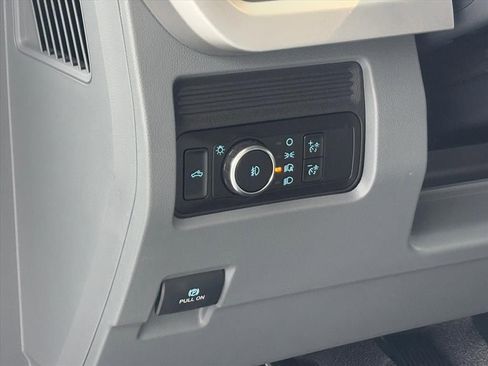 New 2026 Ford F250 XL w/ XL Chrome Package image 7