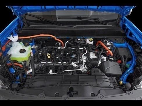 New 2026 Ford Maverick XL image 5