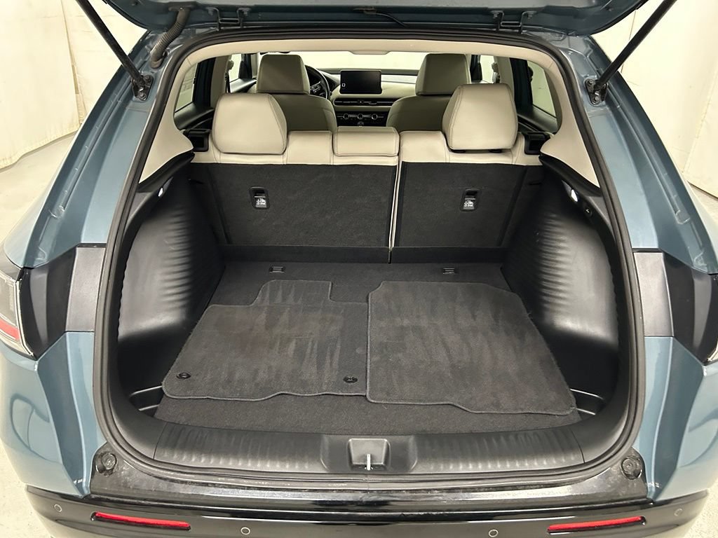 Used 2024 Honda HR-V EX-L image 11