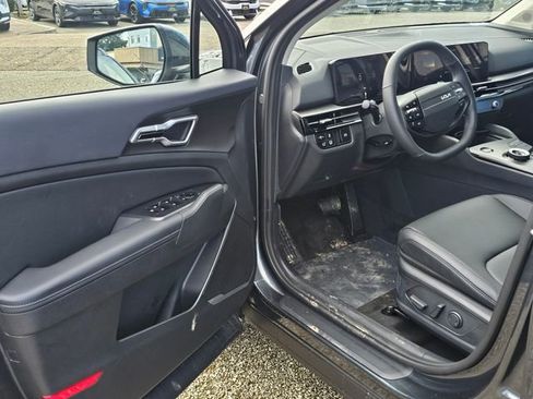 New 2026 Kia Sportage EX image 17