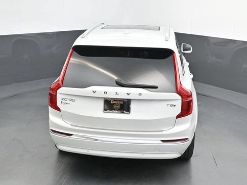 Certified 2025 Volvo XC90 T8 Ultra w/ Protection Package Premier AWD/4WD image 27