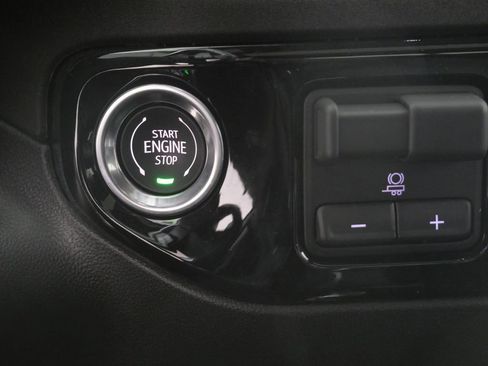 New 2026 GMC Sierra 1500 SLT w/ SLT Premium Plus Package image 25