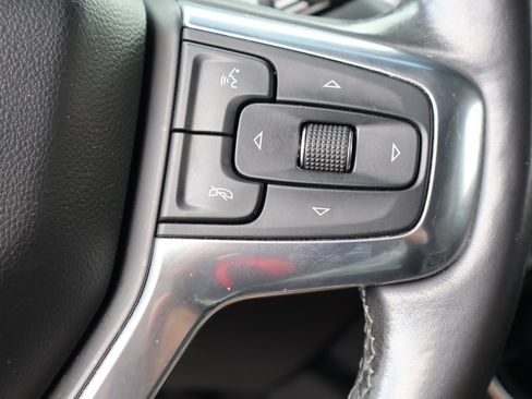 Used 2019 Chevrolet Blazer LT FWD image 24
