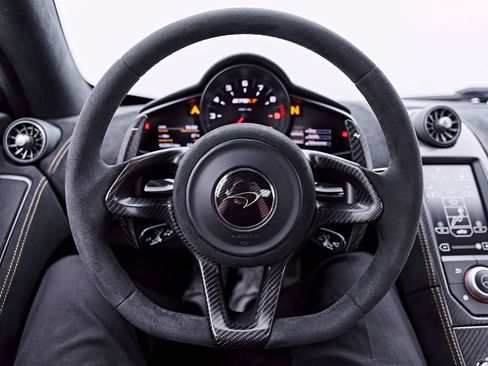 Used 2016 McLaren 675LT Coupe RWD image 74