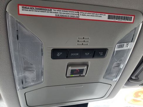 Used 2023 Toyota RAV4 XLE image 37