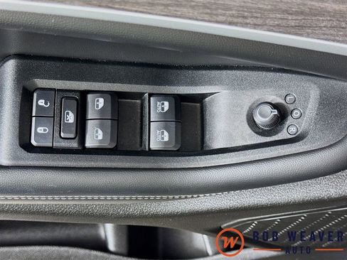 Used 2024 Jeep Grand Cherokee Limited w/ Luxury Tech Group II AWD/4WD image 21