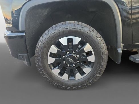 Used 2020 Chevrolet Silverado 2500 Custom image 14