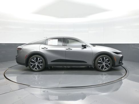 Certified 2024 Toyota Crown AWD/4WD image 8