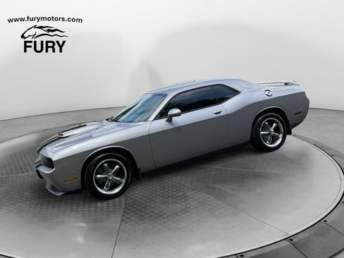 Used 2014 Dodge Challenger R/T Plus RWD image 7
