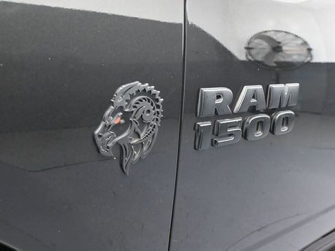 Used 2018 RAM 1500 Express w/ Black Ram 1500 Express Group RWD image 29