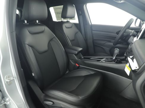 New 2026 Jeep Compass Latitude image 15