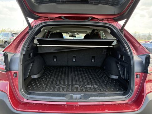 Used 2025 Subaru Outback Premium image 16