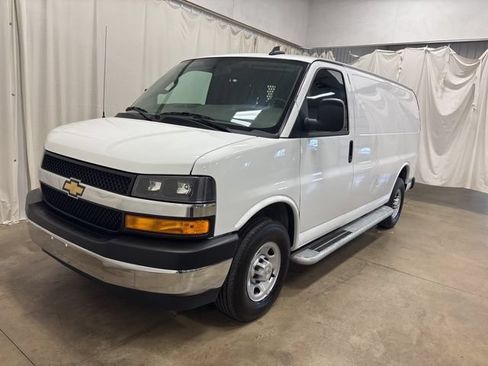 Used 2024 Chevrolet Express 2500 w/ Driver Convenience Package RWD image 8