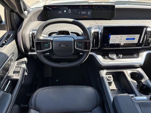 New 2026 Ford Expedition Max Platinum w/ Stealth Appearance Package image 15