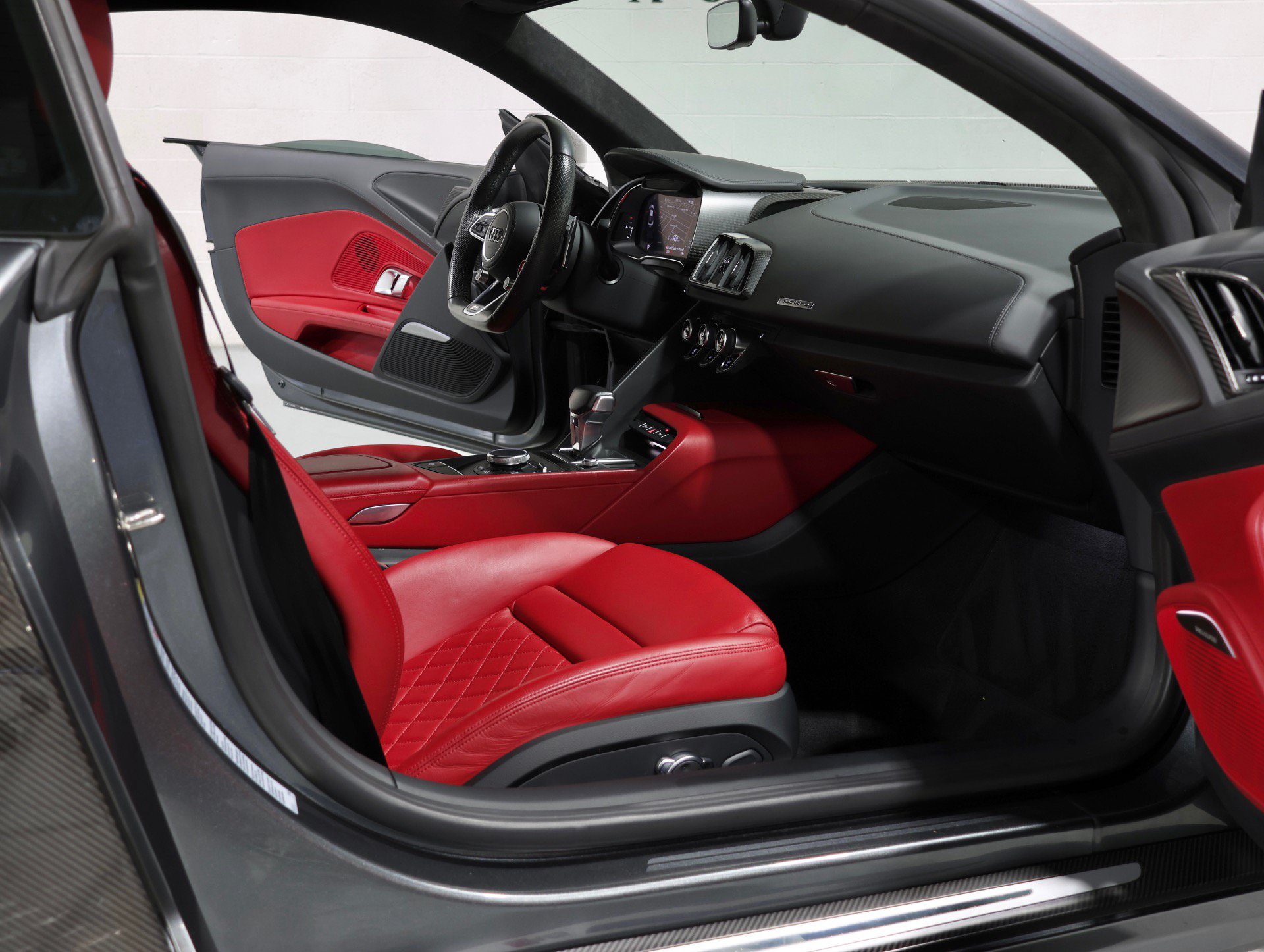 Used 2017 Audi R8 V10 plus AWD/4WD image 13