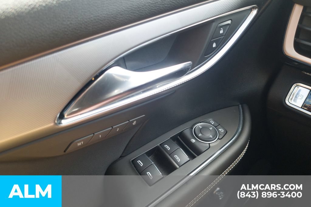 Used 2024 Buick Envision Sport Touring AWD/4WD image 16
