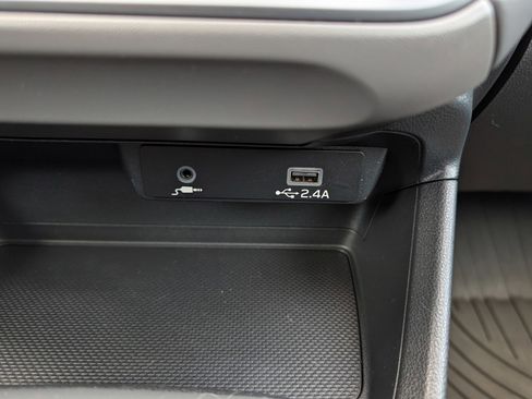 Used 2024 Subaru Crosstrek 2.0i AWD/4WD image 28