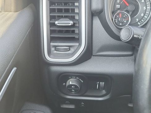 Used 2021 RAM 1500 Big Horn AWD/4WD image 24