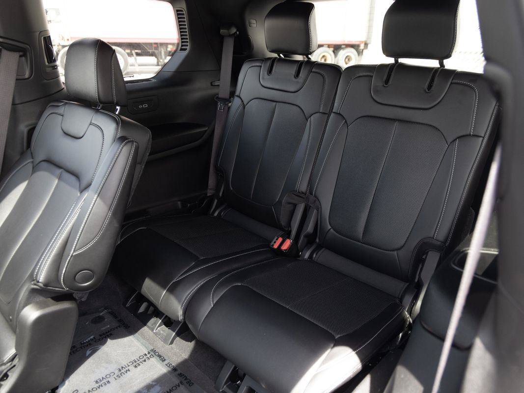 Used 2025 Jeep Grand Cherokee L Limited w/ Luxury Tech Group II AWD/4WD image 22