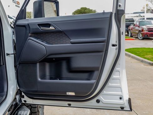 Used 2026 Lexus GX 550 w/ Accessory Package (2T) image 39