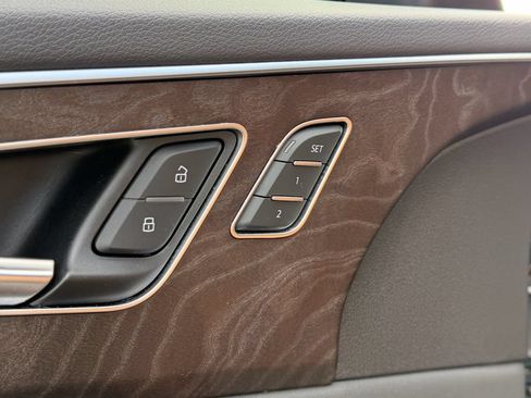 Used 2021 Audi Q8 Premium Plus w/ Premium Plus Package AWD/4WD image 14