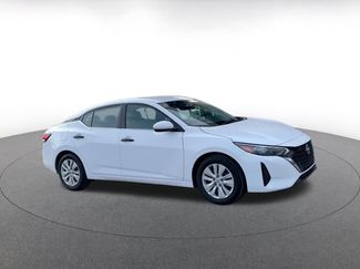 Used 2025 Nissan Sentra S video 2
