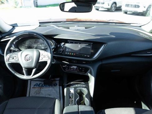 Used 2021 Buick Envision Preferred image 15