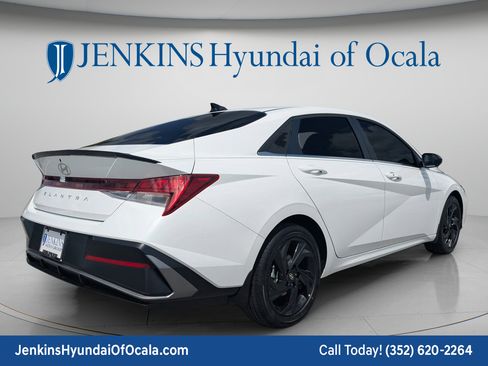 New 2026 Hyundai Elantra SEL Sport Premium FWD image 3