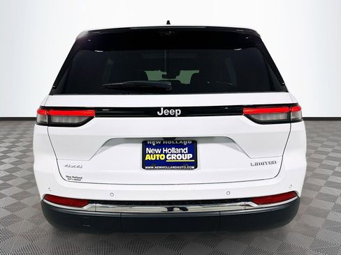 New 2025 Jeep Grand Cherokee Limited w/ Luxury Tech Group II AWD/4WD image 5