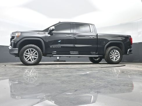 Used 2021 GMC Sierra 1500 SLT w/ SLT Premium Plus Package AWD/4WD image 32
