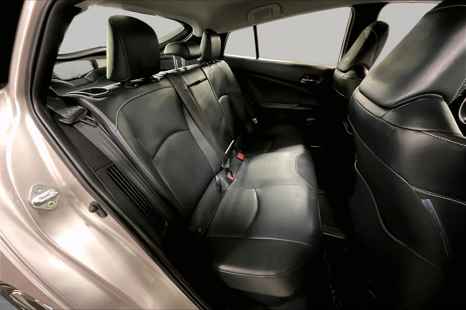 Used 2020 Toyota Prius Prime XLE FWD image 19