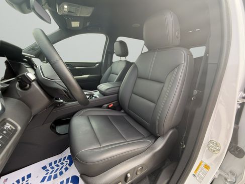 Certified 2024 GMC Acadia Elevation image 11