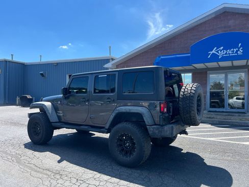 Used 2016 Jeep Wrangler Unlimited Sport w/ Quick Order Package 24S AWD/4WD image 4