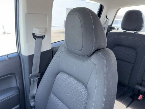 Used 2018 GMC Canyon SLE image 52